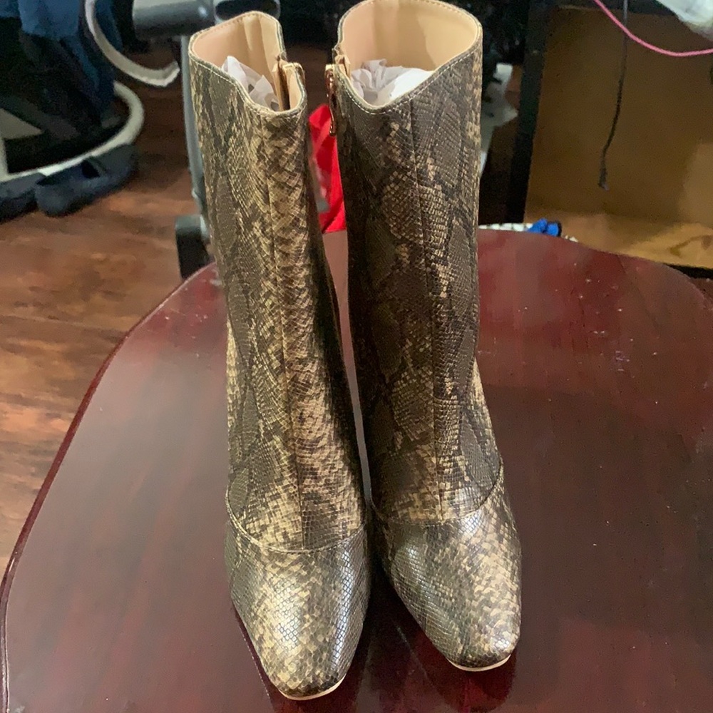 Mackinaw j boots